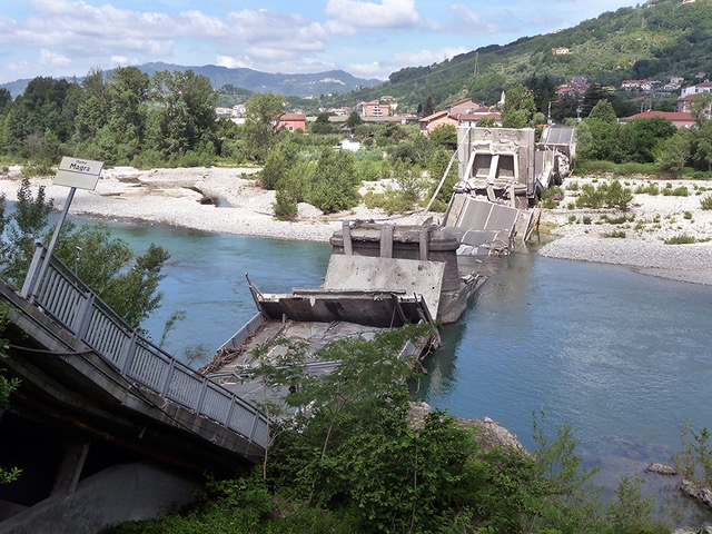 Crollo ponte di Albiano