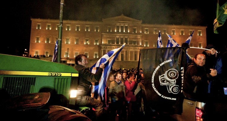 Atene, la protesta degli agricoltori